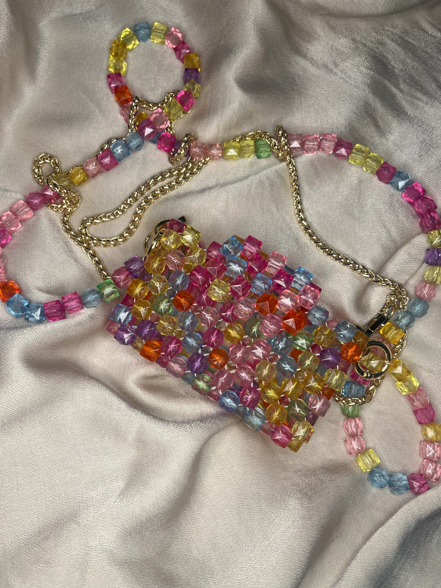 MODEL №18 multicolored square 8 mm beads bag