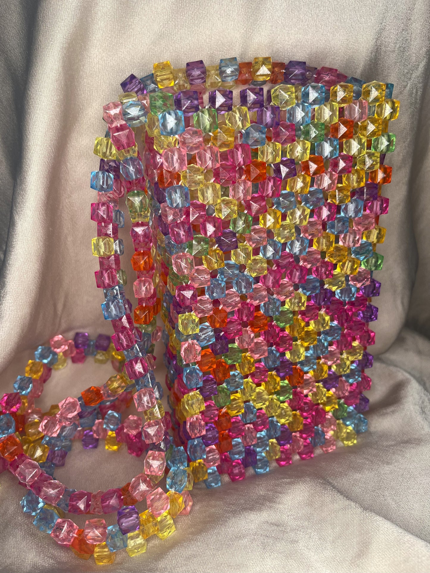 MODEL №17 multicolored square 8 mm beads bag